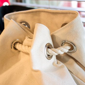 錐形窄邊後背包-本白帆布客製-單面單色後背包_1